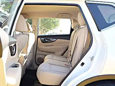 2021 Nissan X-Trail SE 4 Cylinders Engine Petrol White Black SUV GCC