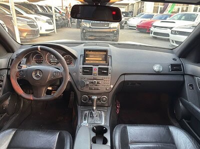 2010 Mercedes-Benz C 63 AMG 6.2L AMG V8 Gul Carbon Fiber White Black