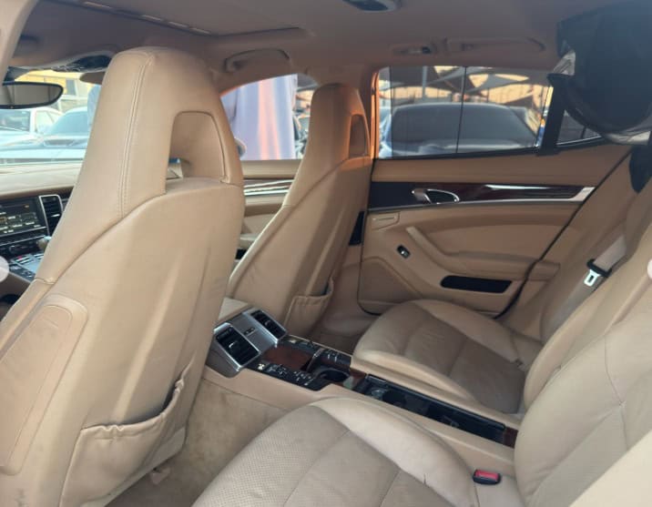 2013 Porsche Panamera 6-Cylinder Engine AT Full Option White Beige Sedan