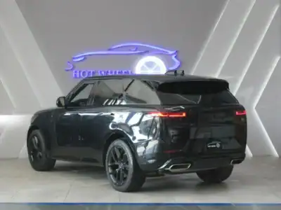 2023 Land Rover Range Rover Sport Range Rover Sport SE 6 Cylinder Black