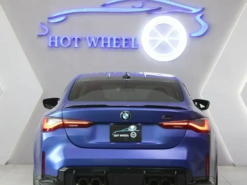 2022 BMW M4 Competition 3.0-liter twin-turbocharged V6 Competition Blue