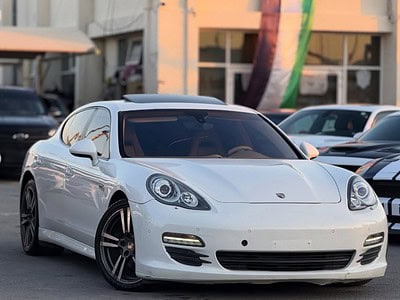 2013 Porsche Panamera 6-Cylinder Engine AT Full Option White Beige Sedan