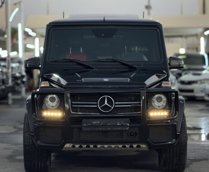 2013 Mercedes-Benz G63 AMG 5.5L V8 AMG Full Carbon Fiber Black Red