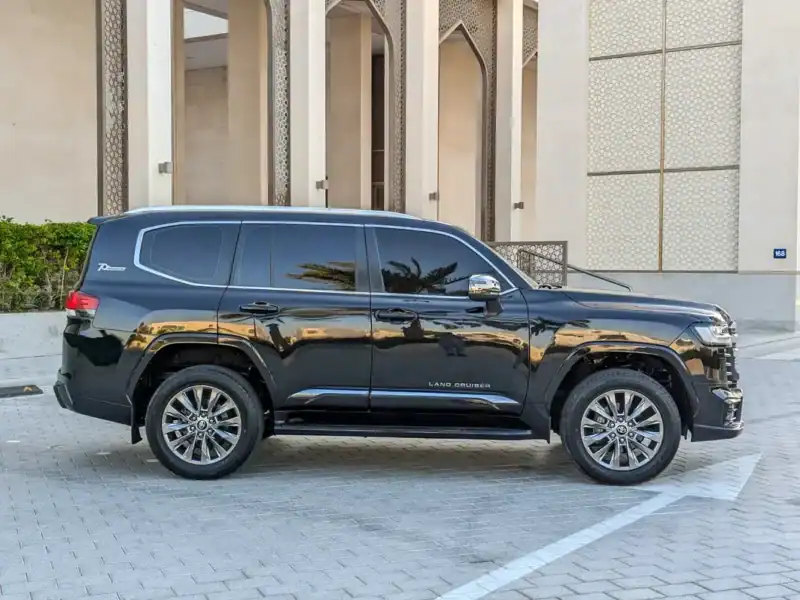 2022 Toyota Land Cruiser GXR 6 Cylinders Engine Petrol Black Beige SUV