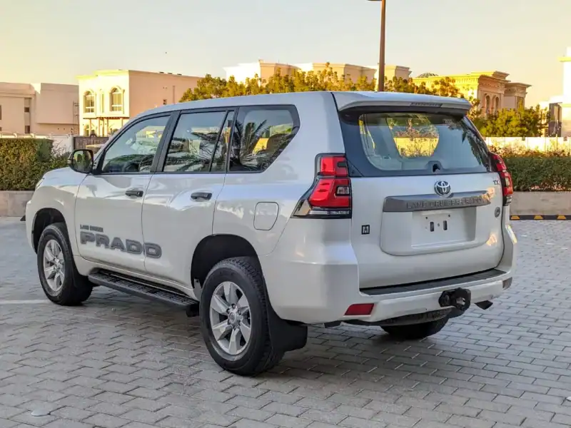 2022 Toyota Prado TXL 2.7L 4 Cylinders Engine Petrol White Beige SUV