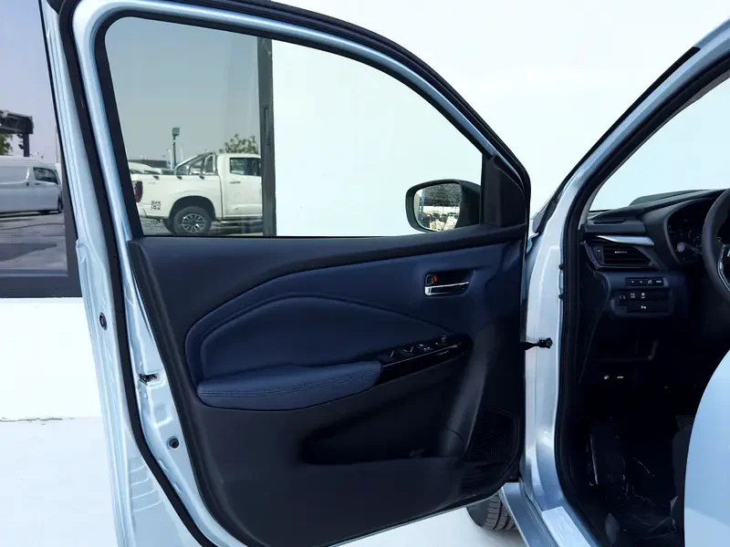 2026 SUZUKI BALENO GLX A/T 1.5 PTR 4 Cylinders Engine Silver Black