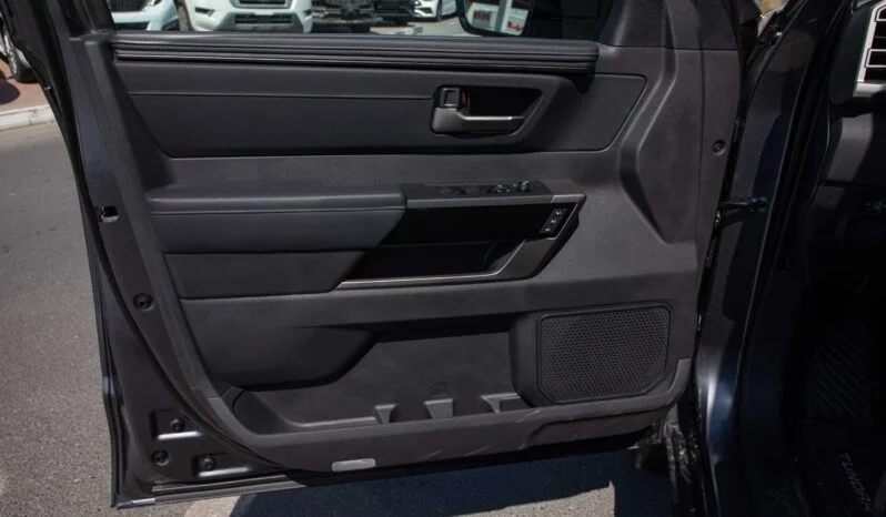 2025 Toyota Tundra HYBRID LIMITED I-FORCE MAX Grey Black