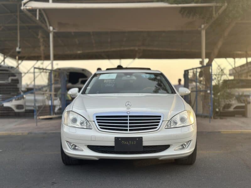 2007 Mercedes-Benz S 350 3.5 liters V6 Engine Petrol White Black Sedan