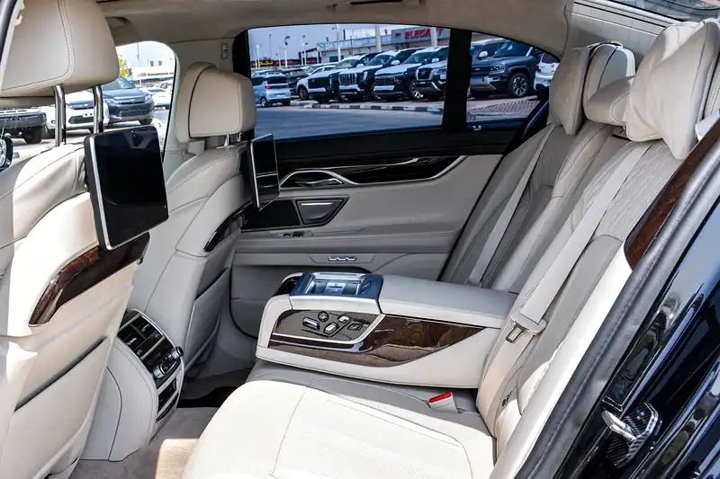 2017 BMW 7-Series 750i 8 Cylinders Engine Petrol Black Beige Sedan