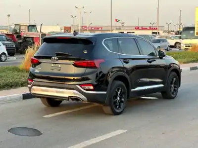 2020 Hyundai Santa Fe SE 4 Cylinders Engine Petrol Black Brown SUV