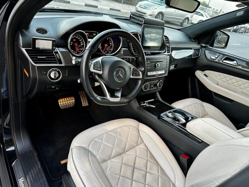 2017 Mercedes-Benz GLE 43 AMG 3.0L V6 DOHC 24V Biturbo Black White SUV