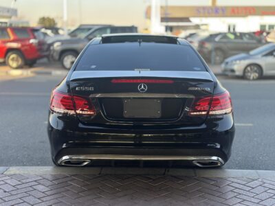 2014 Mercedes-Benz E550 Coupe 4.7-liter twin-turbo V8 Engine Black Red