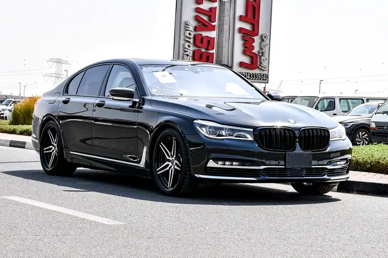 2017 BMW 7-Series 750i 8 Cylinders Engine Petrol Black Beige Sedan