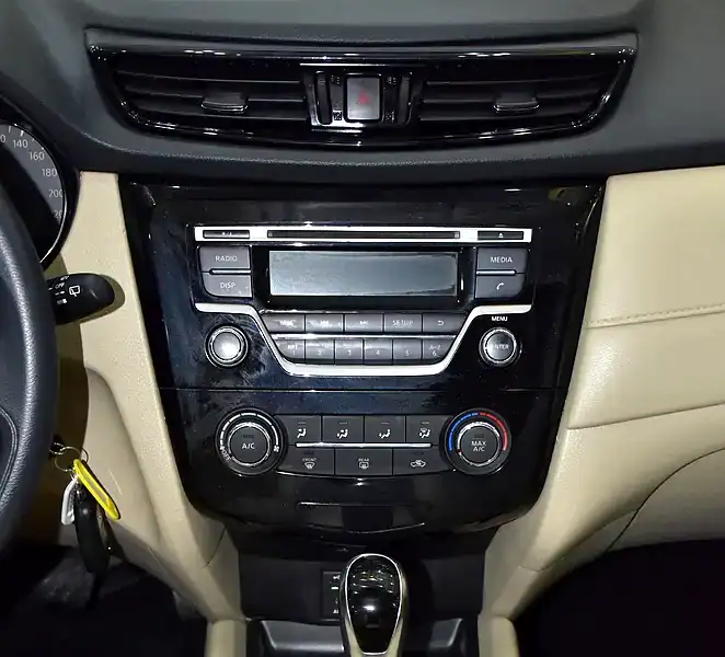 2021 Nissan X-Trail S 4 Cylinder Engine Petrol White Beige SUV GCC Specs