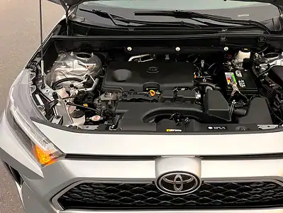 2022 Toyota Rav 4 XLE 4 Cylinders Engine Petrol Silver Black SUV Full Option