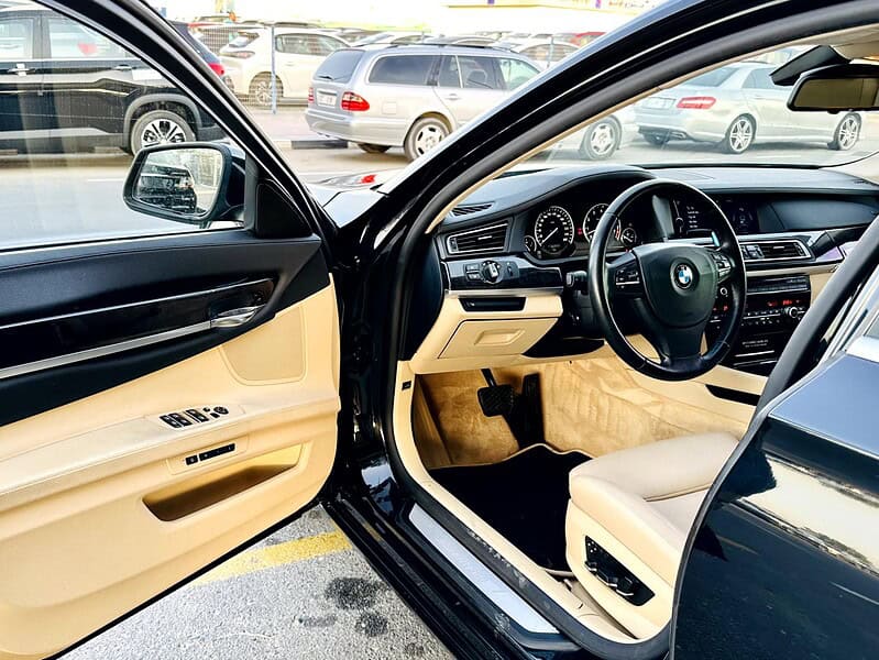 2010 BMW ActiveHybrid 7 twin-turbo V8 Engine Petrol Black Beige Sedan