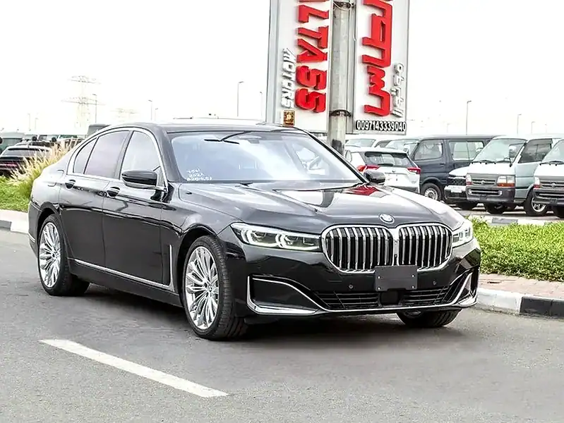 2022 BMW 7-Series 750i 8 Cylinders Engine Petrol Black Sedan