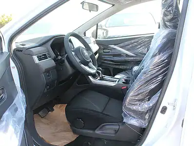 2024 Mitsubishi Xpander Other 4 Cylinder Engine White Black Crossover