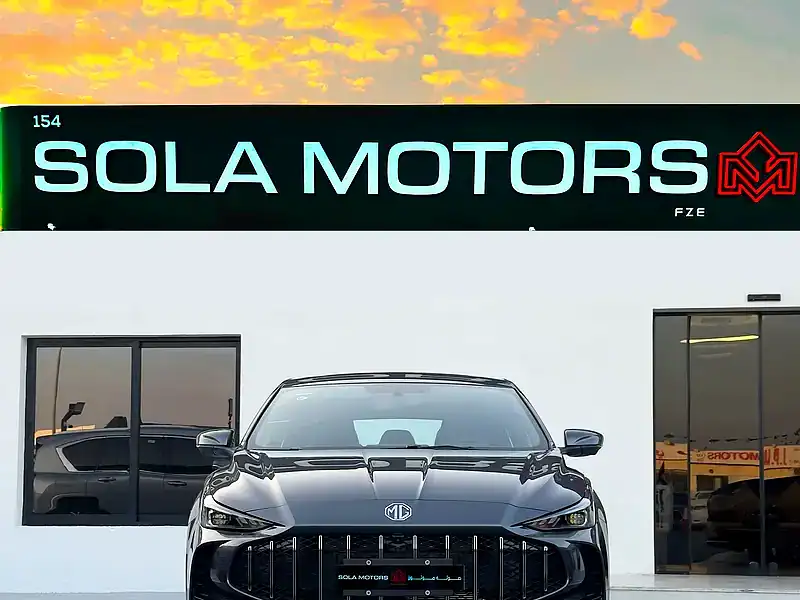 2025 MG5 GLOBAL LUXURY EDITION 1.5L A/T PTR 4 Cylinders Grey Black Sedan