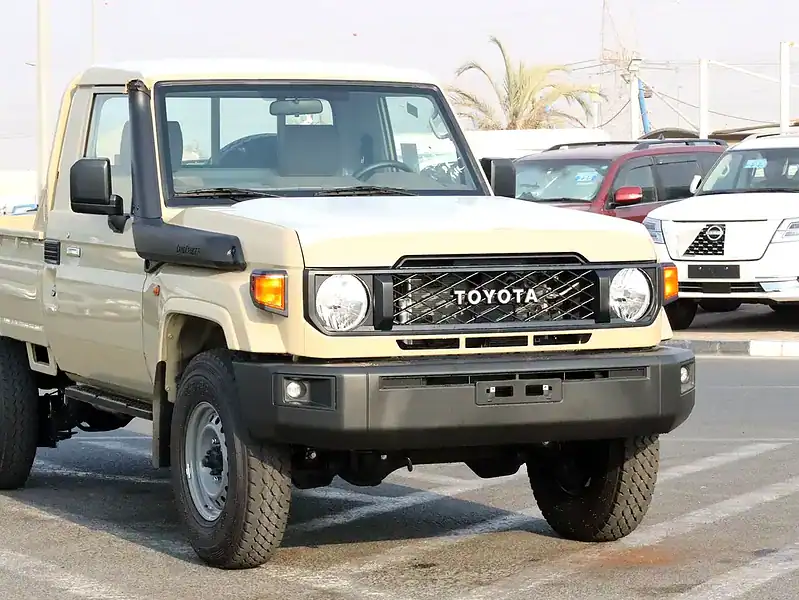 2025 Toyota Land Cruiser 79 series LX 4.0L V6 Cylinder Engine Beige