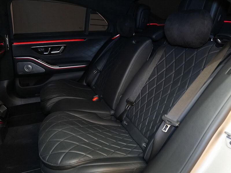 2021 Mercedes-Benz S 580 4Maticc 4.0-liter V8 Engine Grey Black AWD