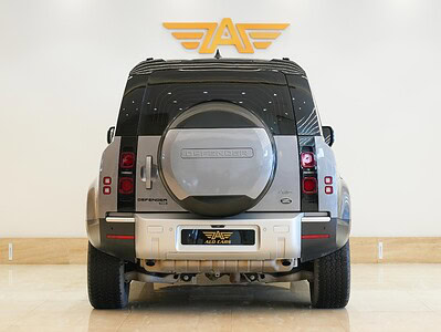 2022 Land Rover Defender HSE 3.0L turbocharged V6 Grey Tan SUV