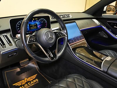 2021 Mercedes Benz S580 4.0 litre V8 Engine White Black Sedan