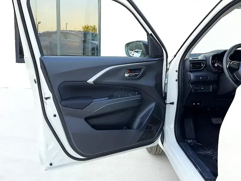 2026 Suzuki Swift GLX 1.2L CVT AT 3 Cylinders Engine White Black Hatchback