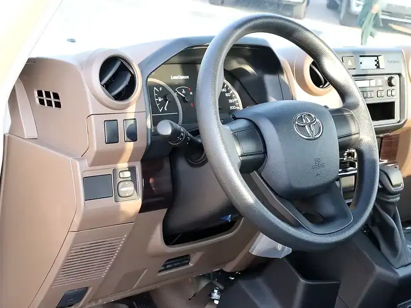 2025 Toyota Land Cruiser 79 series LX 4.0L V6 Cylinder Engine Beige