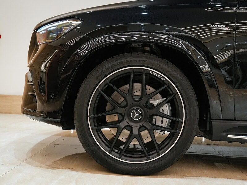 2025 Mercedes Benz GLE 53 AMG 3.0 litre Inline-six Engine Black Red SUV