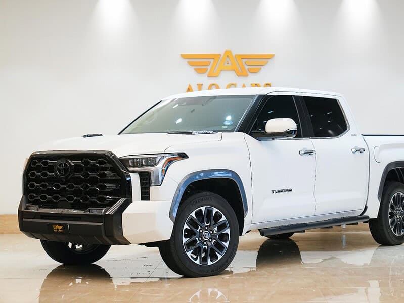 2024 Toyota Tundra HYBRID LIMITED i-FORCE MAX twin-turbo V6 Engine White Grey