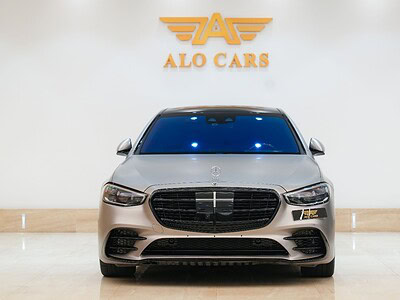 2021 Mercedes-Benz S 580 4Maticc 4.0-liter V8 Engine Grey Black AWD