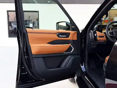 2025 NISSAN PATROL PLATINUM 3.5 TWIN TURBO V6 Engine Black Beige SUV