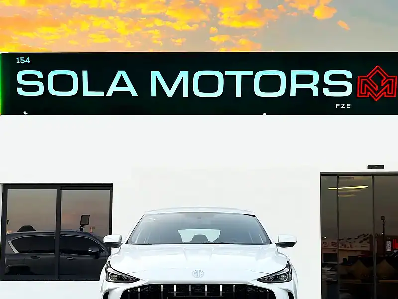 2025 MG5 GLOBAL LUXURY EDITION 1.5L A/T PTR 4 Cylinders White Black Sedan