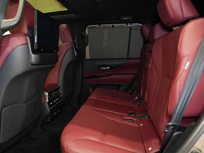 2023 Lexus Lx 600 Signature 3.5L twin-turbo V6 Engine Grey Red SUV