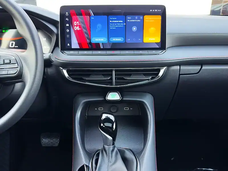 2025 MG5 GLOBAL LUXURY EDITION 1.5L A/T PTR 4 Cylinders Grey Black Sedan