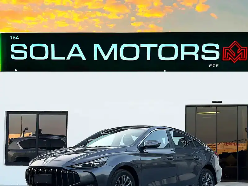 2025 MG5 GLOBAL LUXURY EDITION 1.5L A/T PTR 4 Cylinders Grey Black Sedan