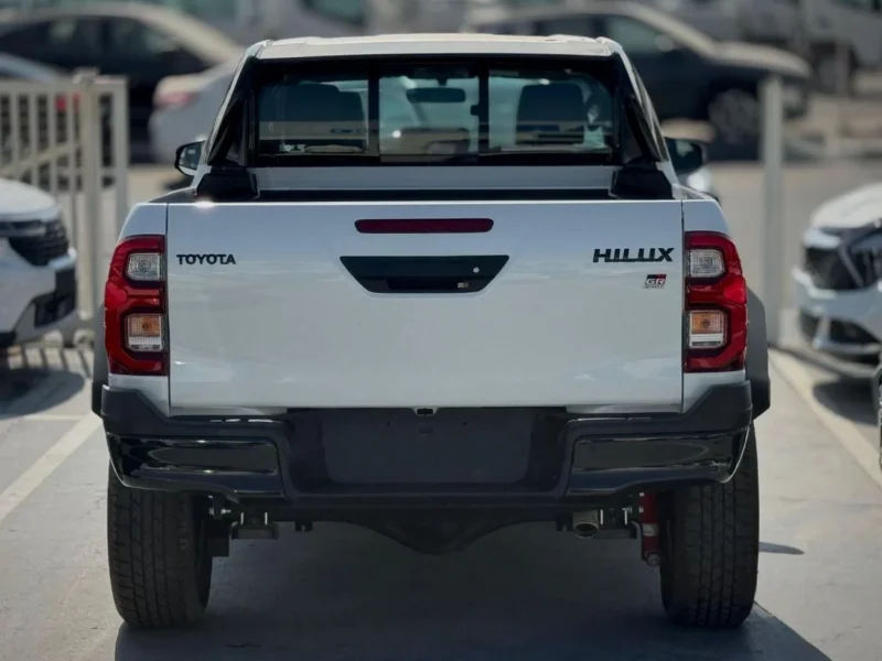 2025 Toyota Hilux GR Sport 4.0L 6 Cylinders Engine White Black GCC Specs