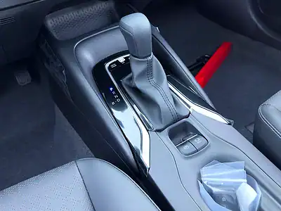 2025 Toyota Corolla SE 1.8L Elite Edition Hybrid 4 Cylinders White Black Sedan