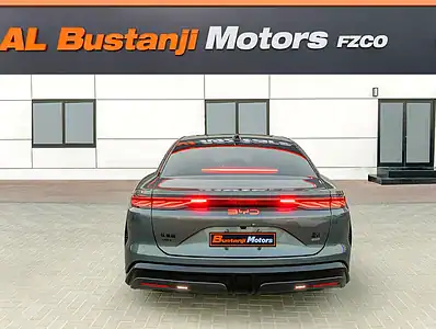 2025 BYD HAN Other Hybrid 4 Cylinders Engine Green White Sedan