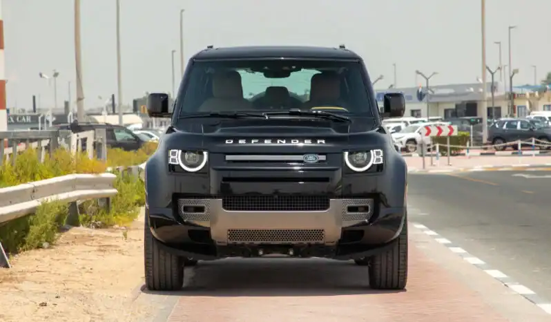 2025 Land Rover Defender X-Dynamic SE 3.0L 6 Cylinders Engine Black Tan SUV