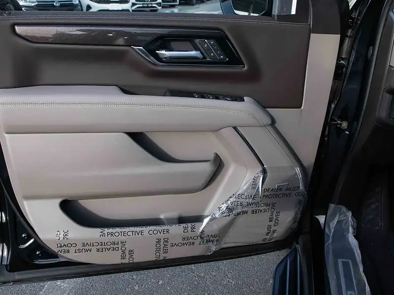 2025 GMC Yukon Elevation 5.3 litre V8 Engine GCC Spec Black Grey SUV