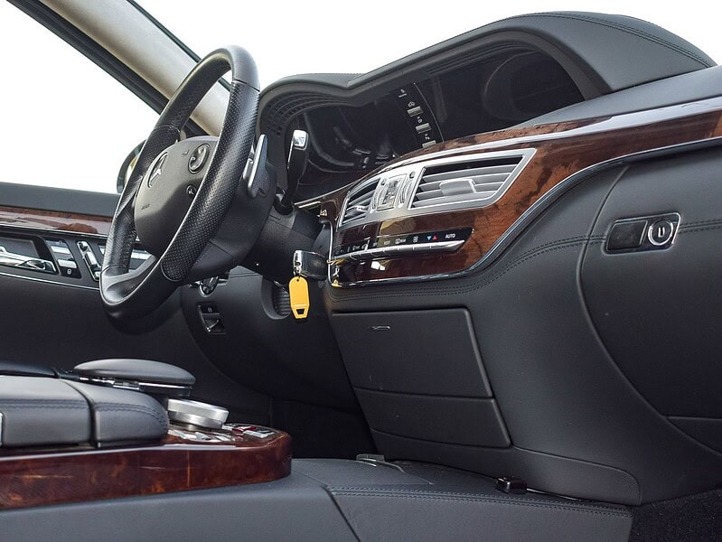 2008 Mercedes-Benz S63L AMG 6.2L Naturally aspirated 6.2-liter V8 Black Sedan