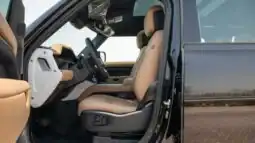 2025 Land Rover Defender X-Dynamic SE 3.0L 6 Cylinders Engine Black Tan SUV