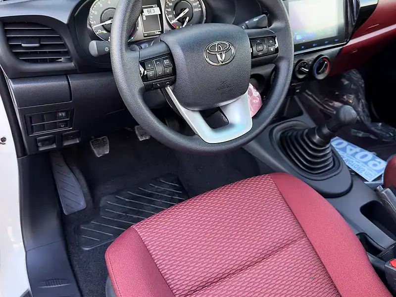 2025 Toyota Hilux Single Cab 4 Cylinder Engine White Maroon Truck Manual