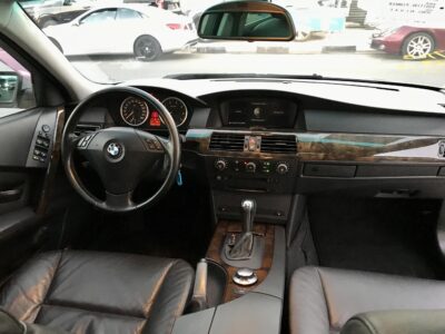 2005 BMW 530i 3.0 litres Inline 6-cylinder Engine Silver Black Sedan