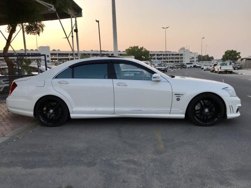 2010 Mercedes-Benz S63L AMG 6.2 liters V8 Engine White Beige Sedan