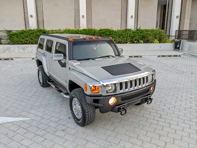 2006 Hummer H3 Other 5 Cylinders Engine Silver Black SUV GCC Specs