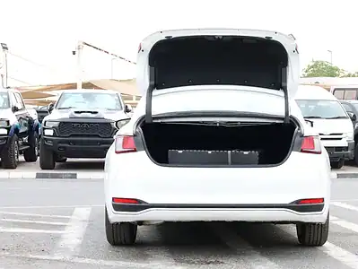 2025 Lexus ES-Series 2.5L SEDAN Other Hybrid 4 Cylinder Engine White Tan