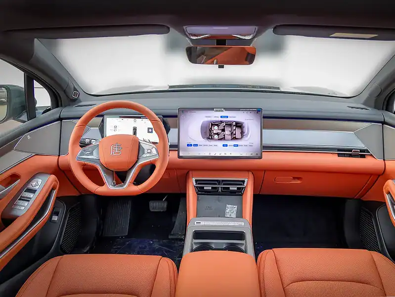 2025 BYD Tang DM-i Hybrid 4 Cylinders Green Orange SUV RWD